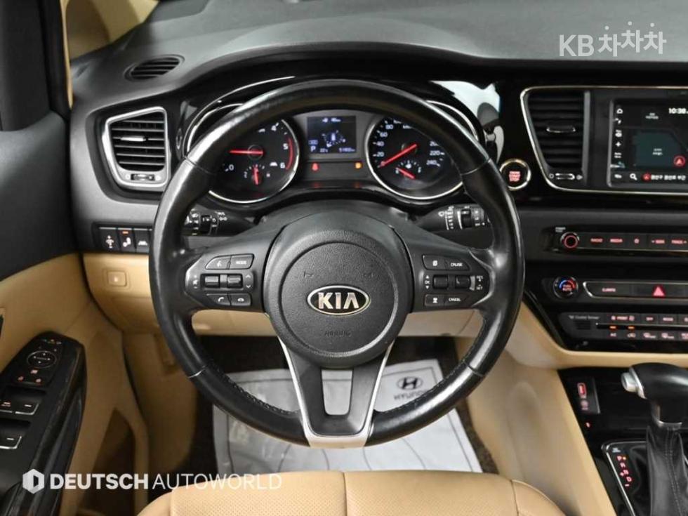 2019 - kia carnival