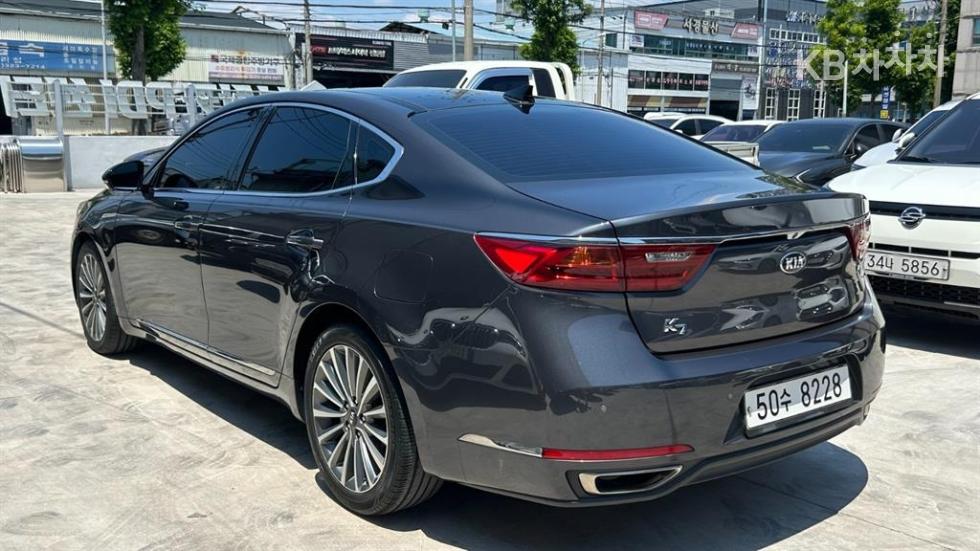2019 - kia k7
