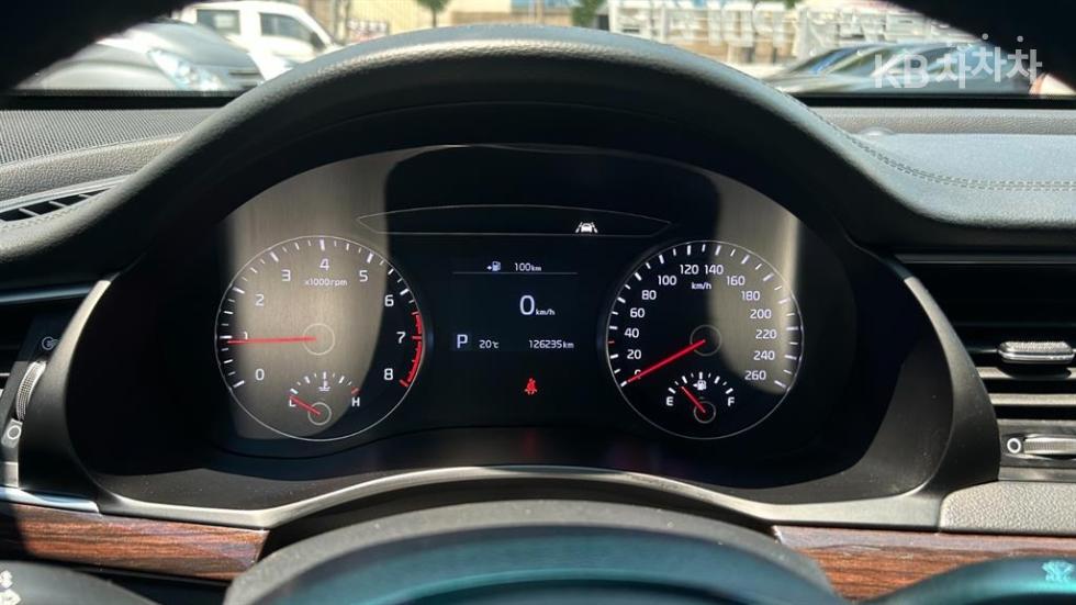 2019 - kia k7