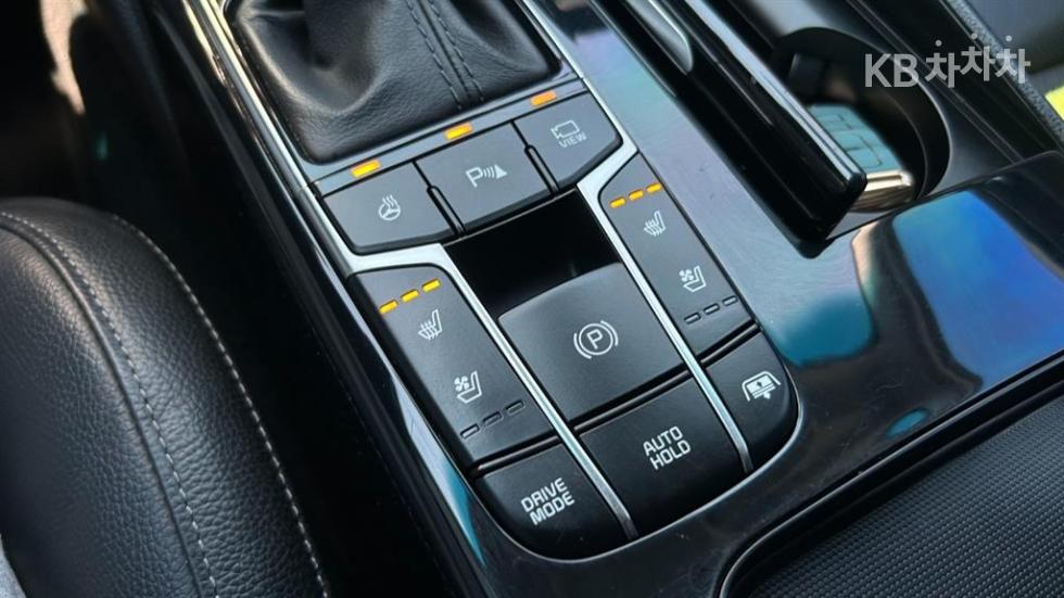 2019 - kia k7