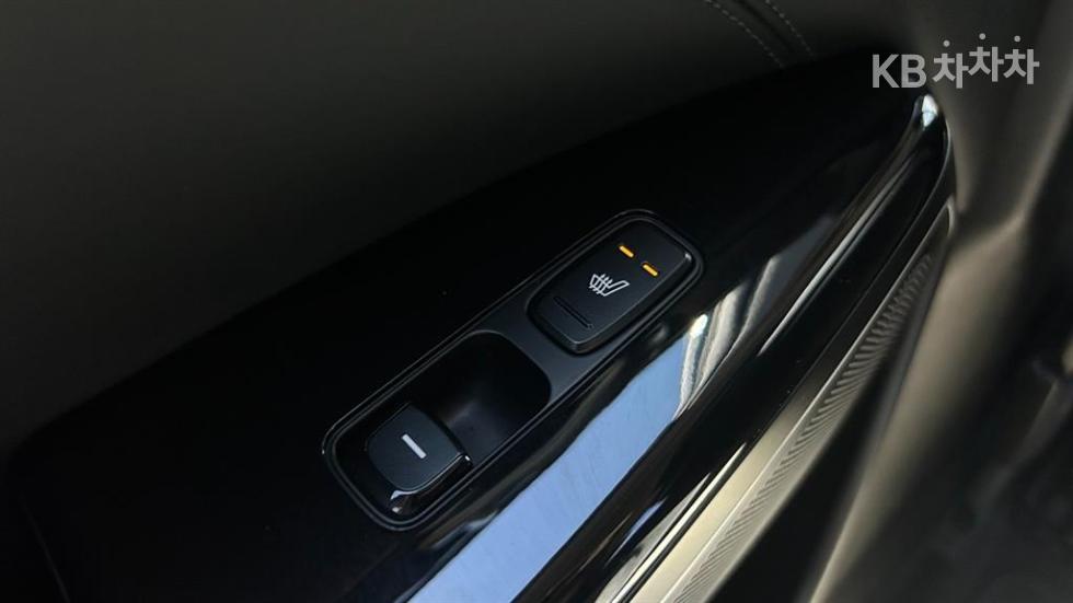 2019 - kia k7