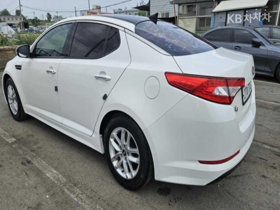 2011 - kia k5