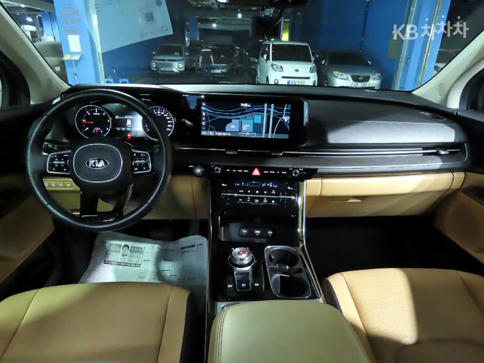 2021 - kia carnival