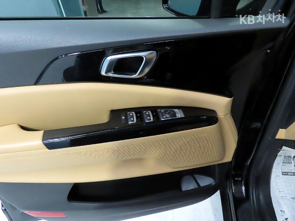 2021 - kia carnival