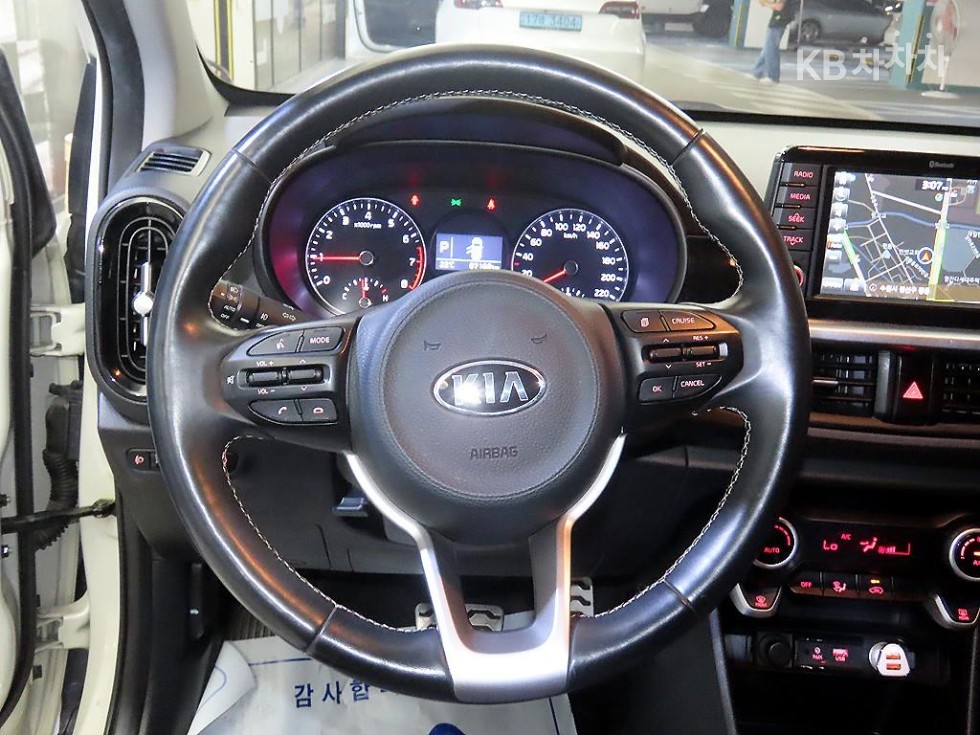 2017 - kia morning (ja)