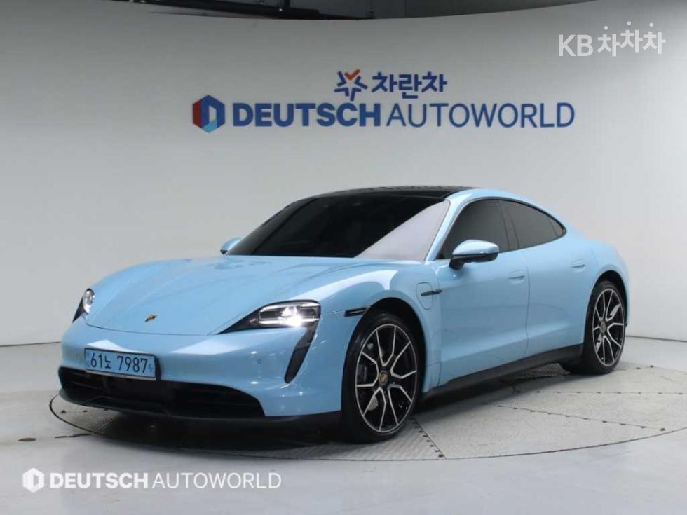 2023 - porsche taycan