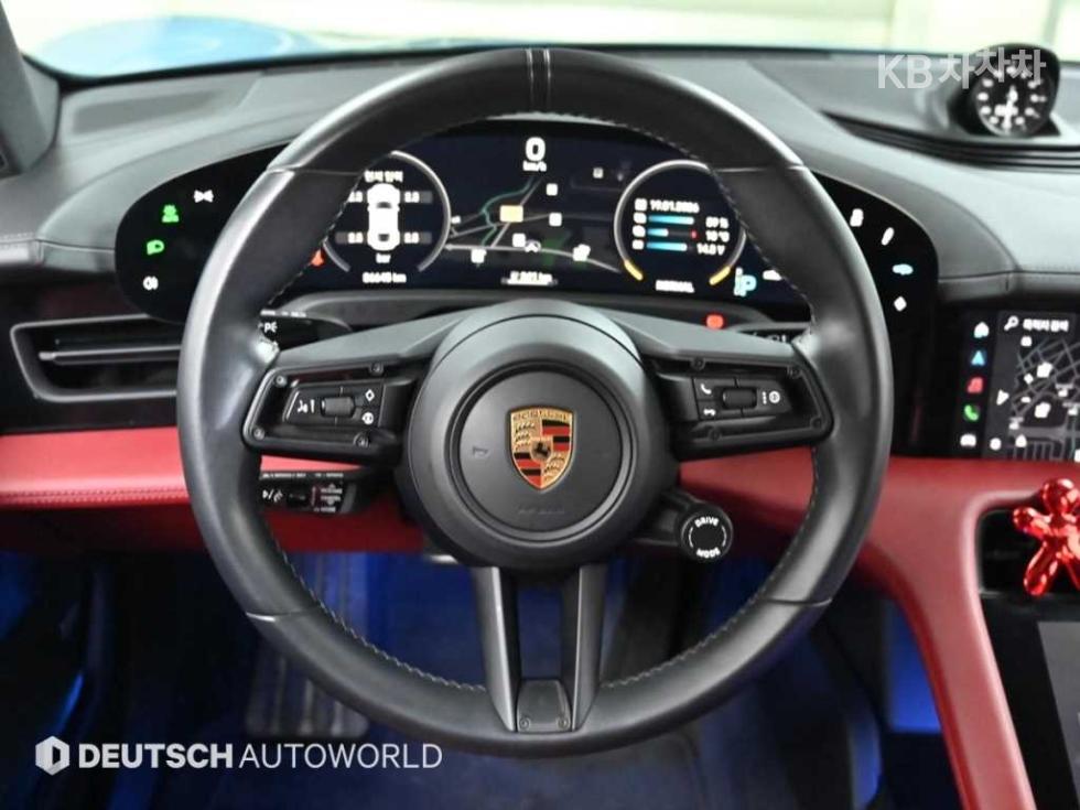 2023 - porsche taycan