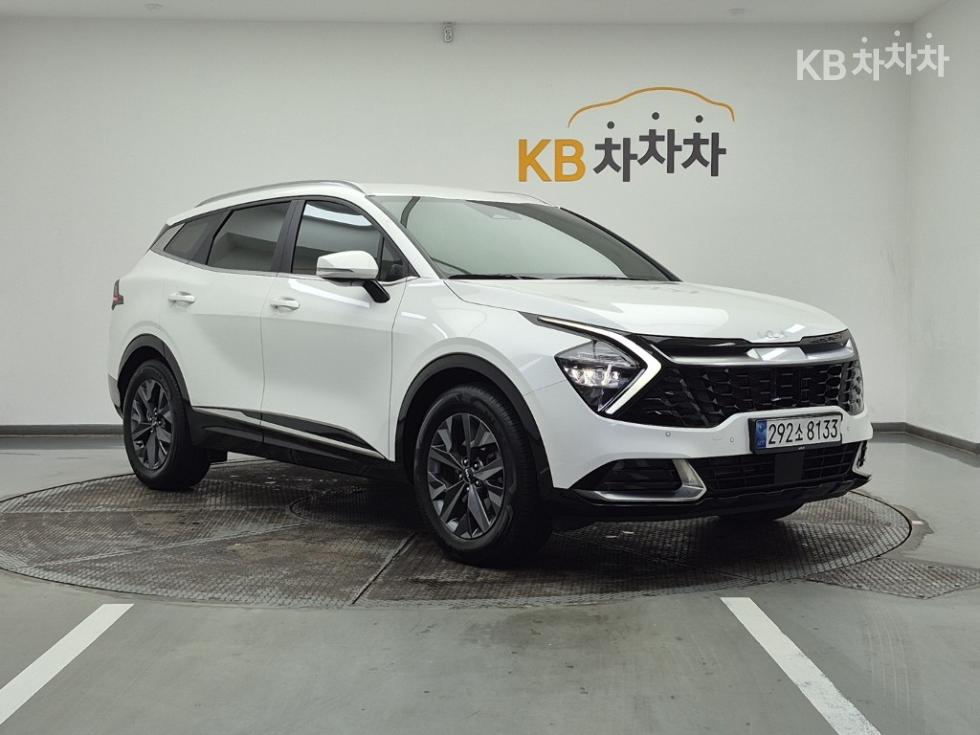 2023 - kia sportage