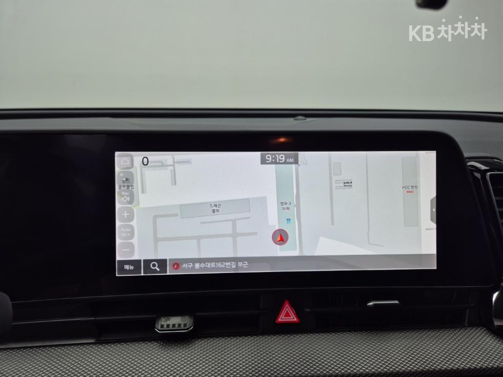 2022 - kia sportage