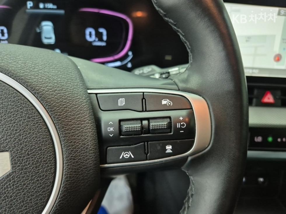 2022 - kia sportage
