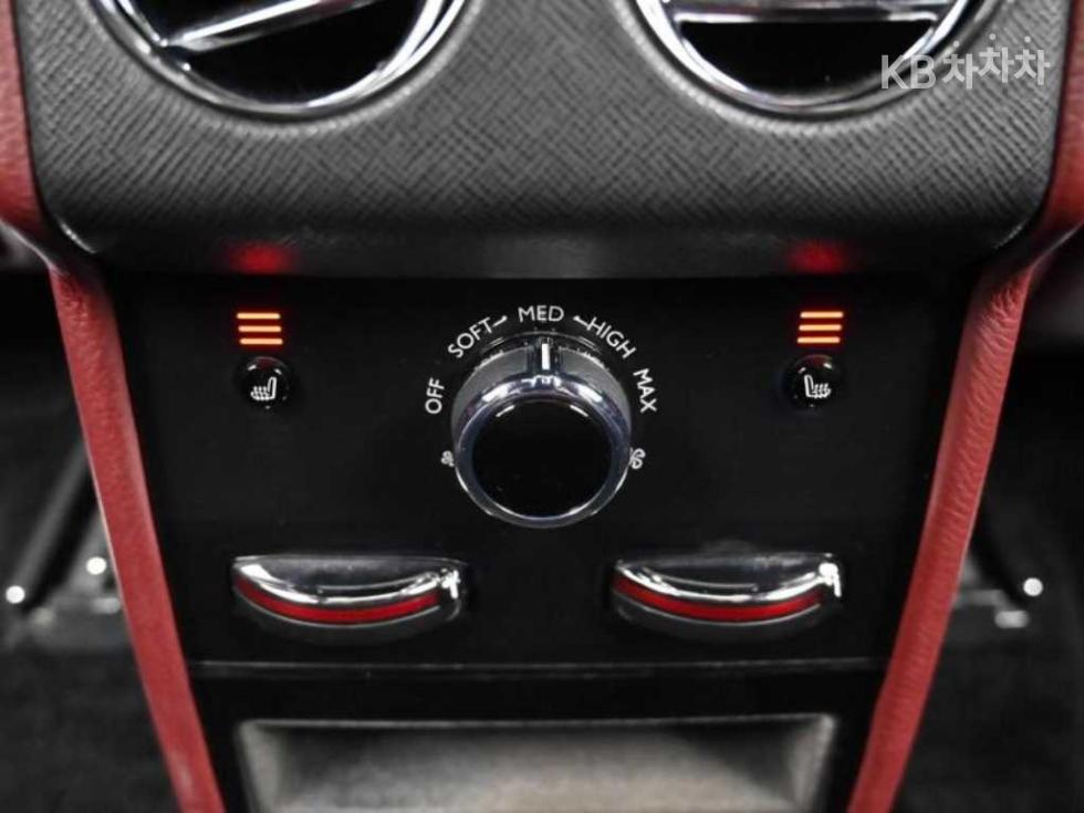 Rolls-Royce Cullinan — miniaturë 16