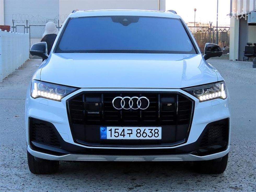 2023 audi q7