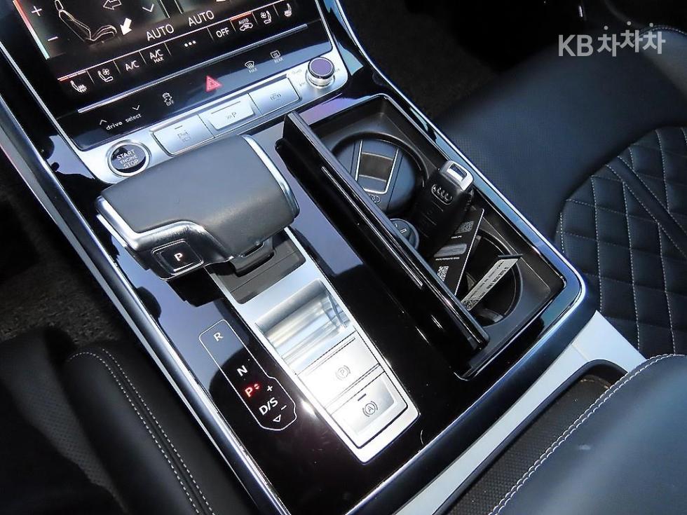 2023 - audi q7