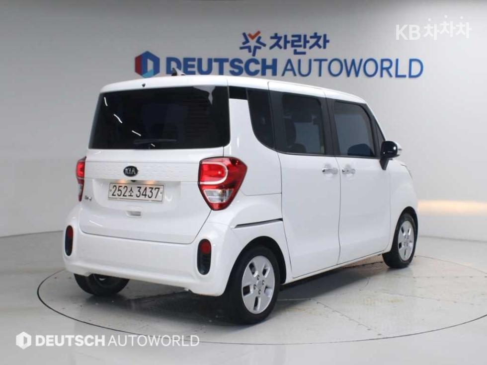 2021 - kia ray