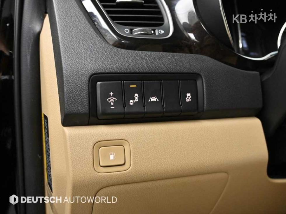 2020 - kia carnival