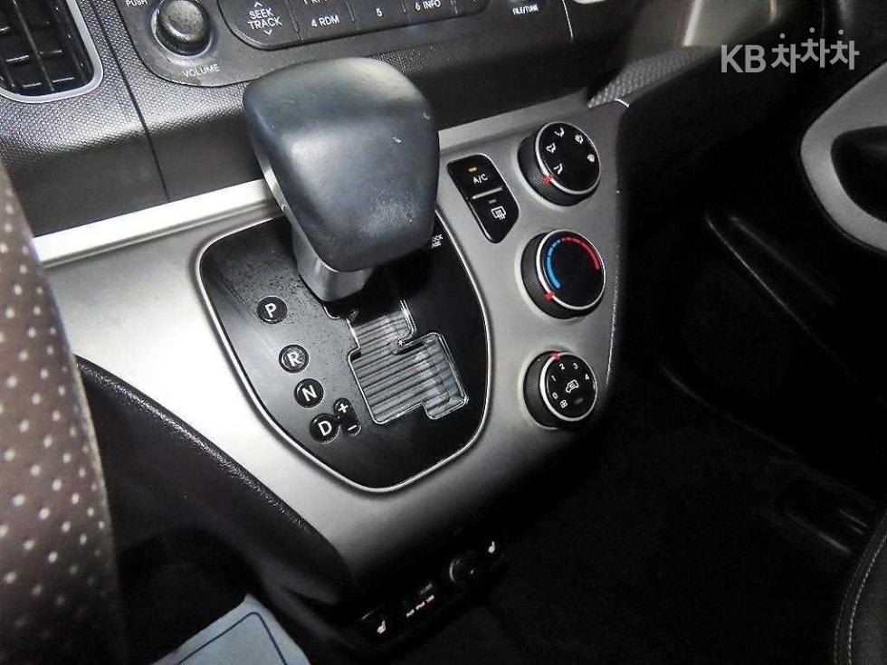2013 - kia ray