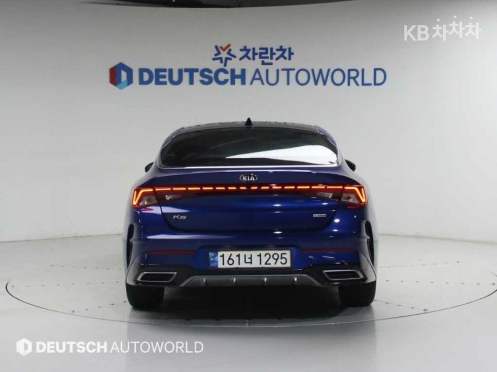 2021 - kia k5