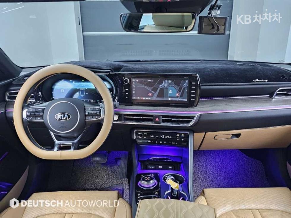 2021 - kia k5