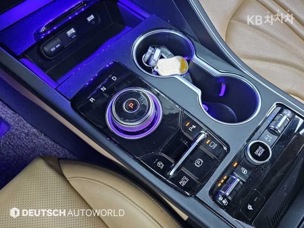2021 - kia k5