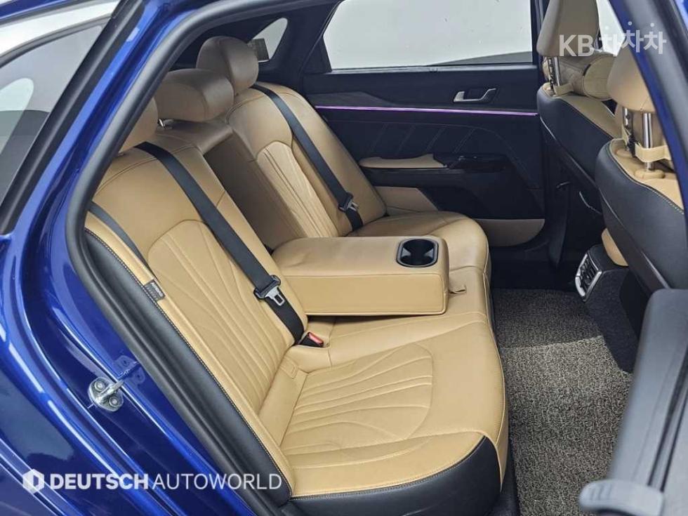 2021 - kia k5