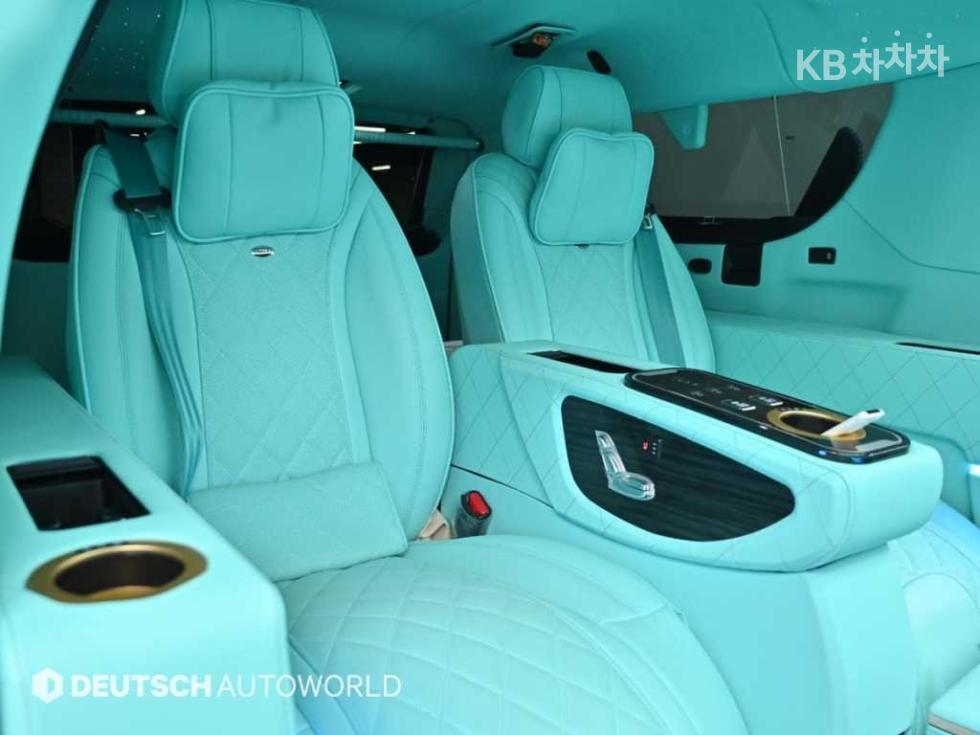 Cadillac Escalade — miniaturë 12