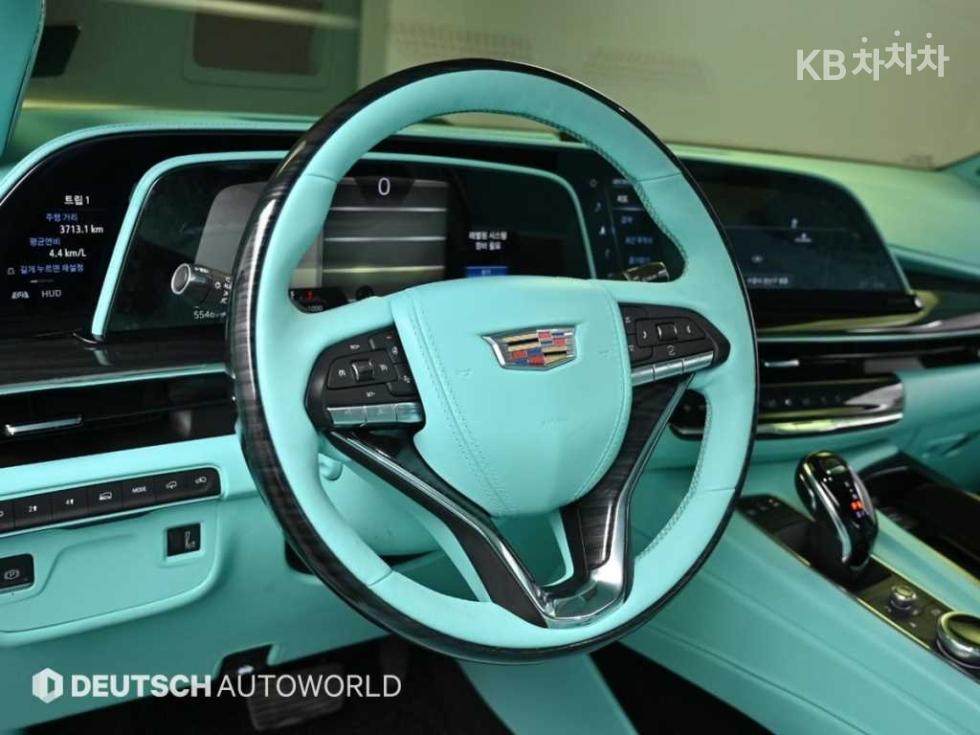 Cadillac Escalade — miniaturë 13