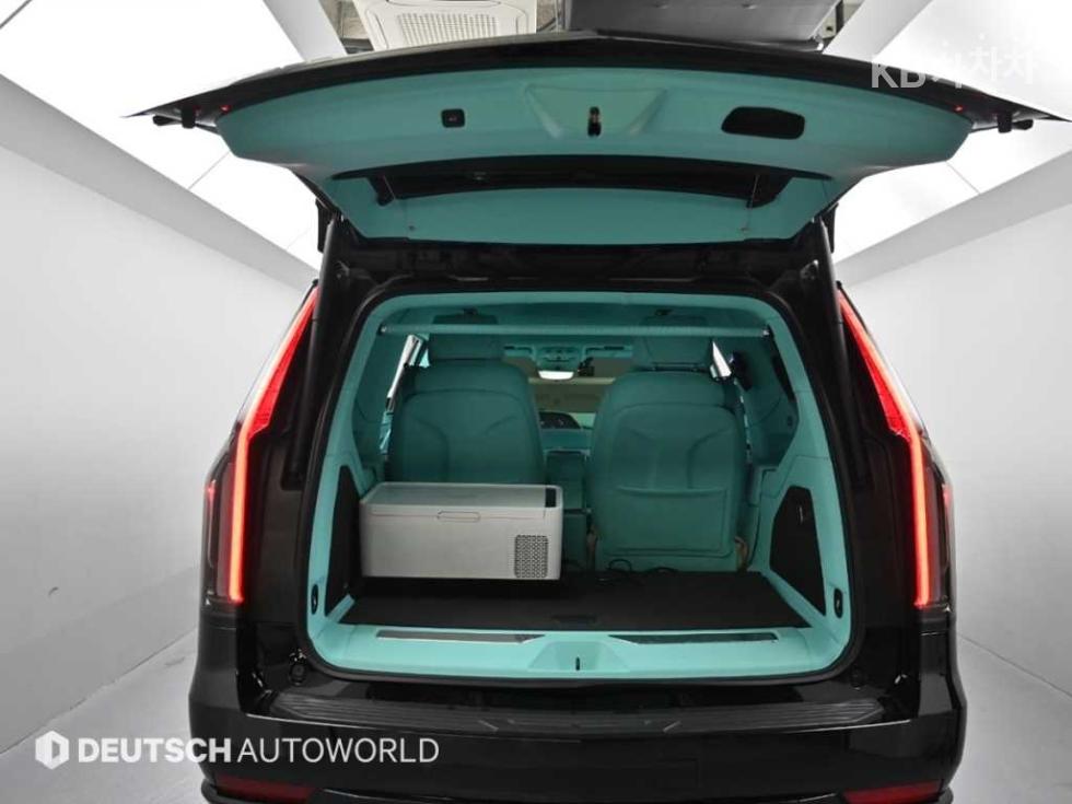 Cadillac Escalade — miniaturë 19