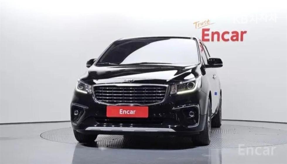 2020 - kia carnival