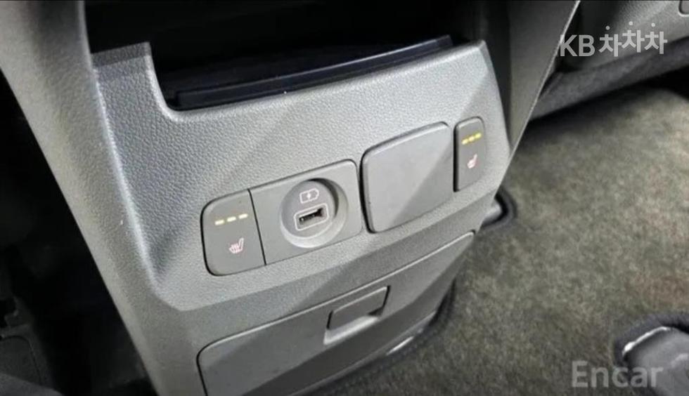 2020 - kia carnival