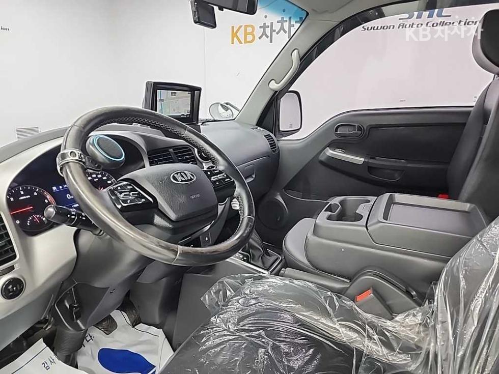 2020 - kia bongo iii