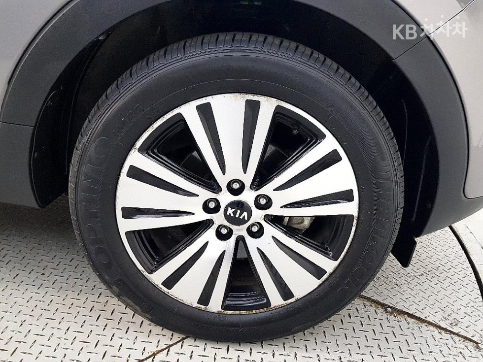 2014 - kia sportage