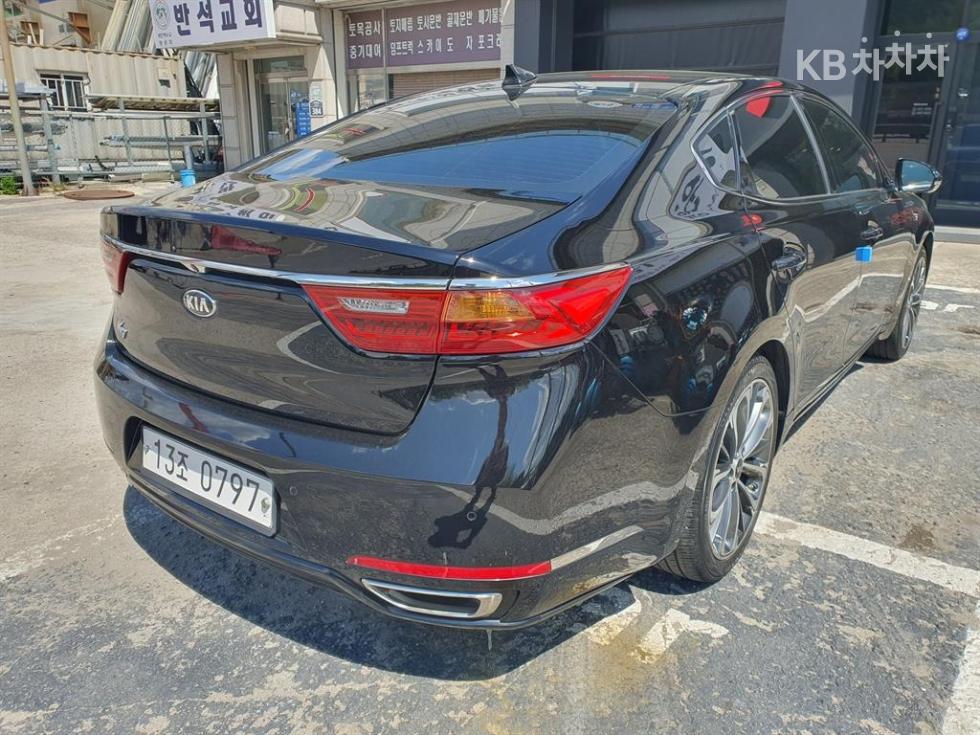 2016 - kia k7