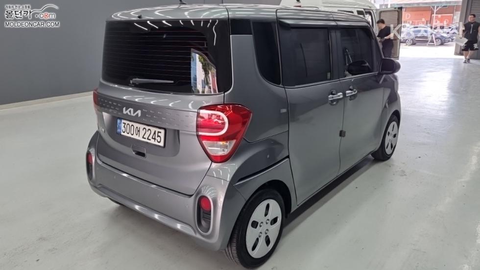 2022 - kia ray