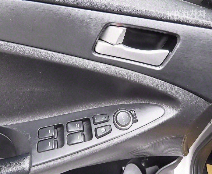 Hyundai Sonata — miniaturë 15