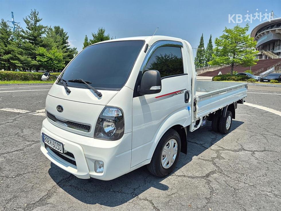 2017 - kia bongo iii