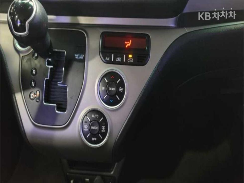 2018 - kia ray