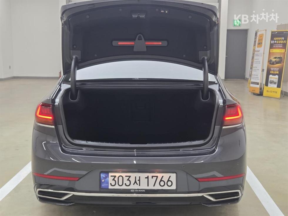 2020 - kia k7