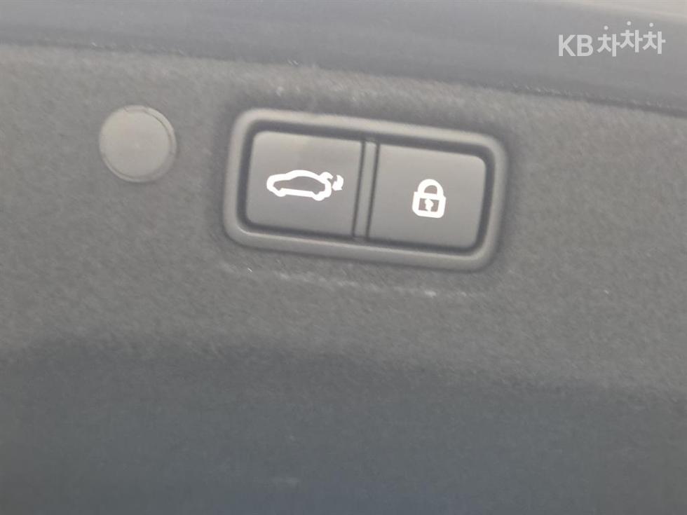 2020 - kia k7