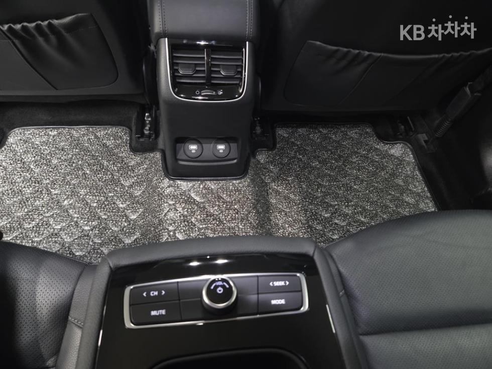2020 - kia k7