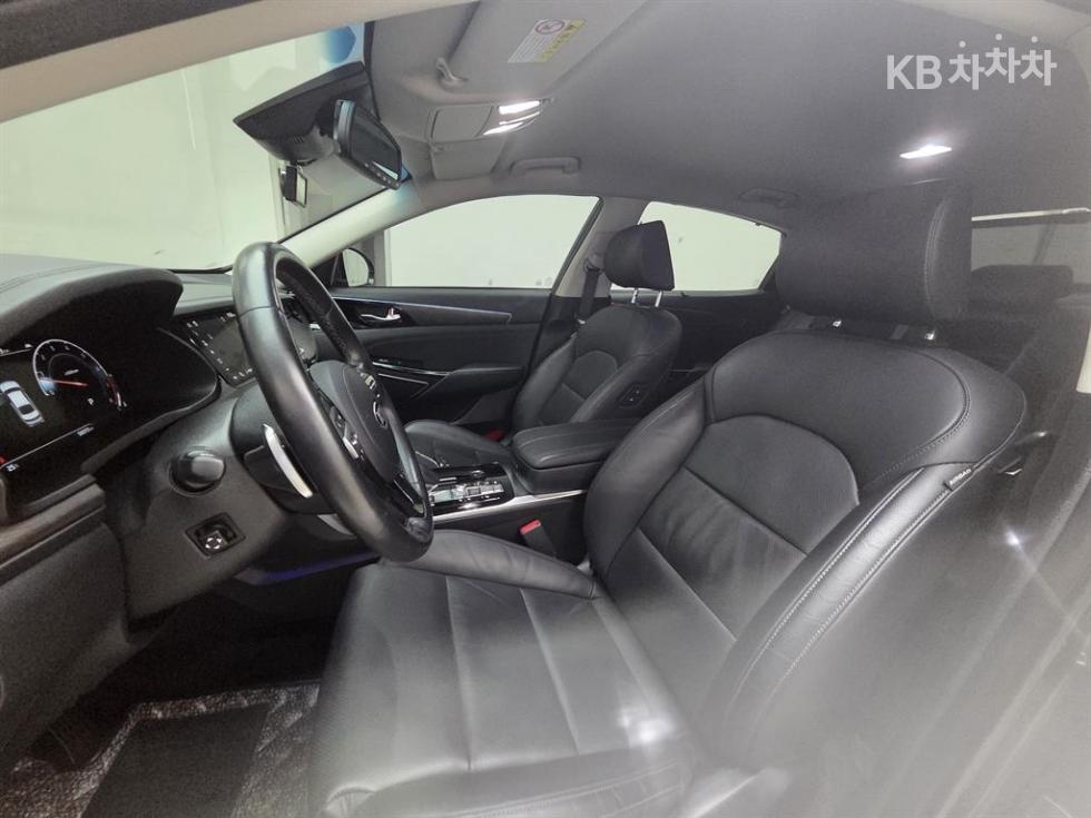 2020 - kia k7