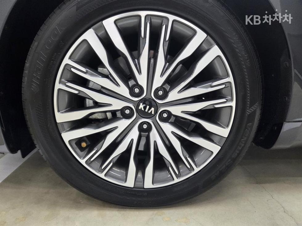 2020 - kia k7