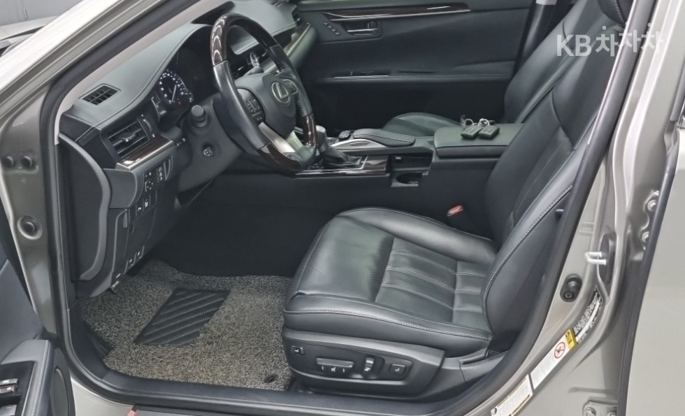 2017 - lexus es