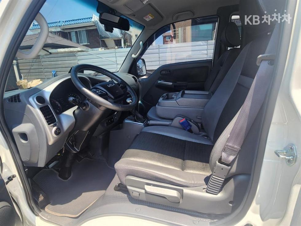 2024 - kia bongo iii