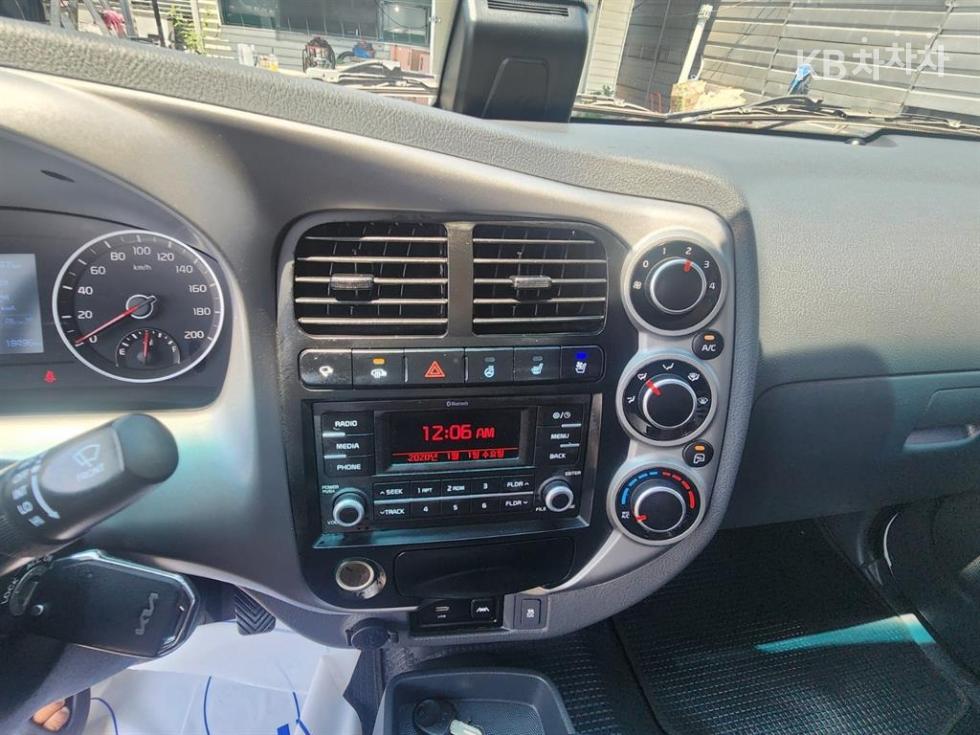 2024 - kia bongo iii