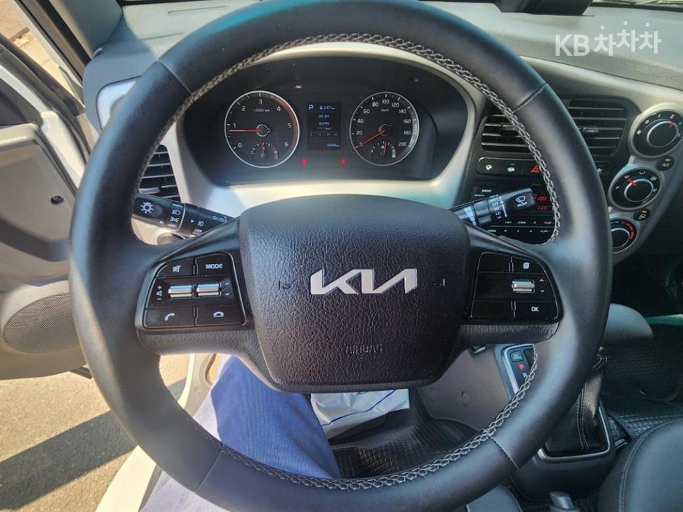 2024 - kia bongo iii