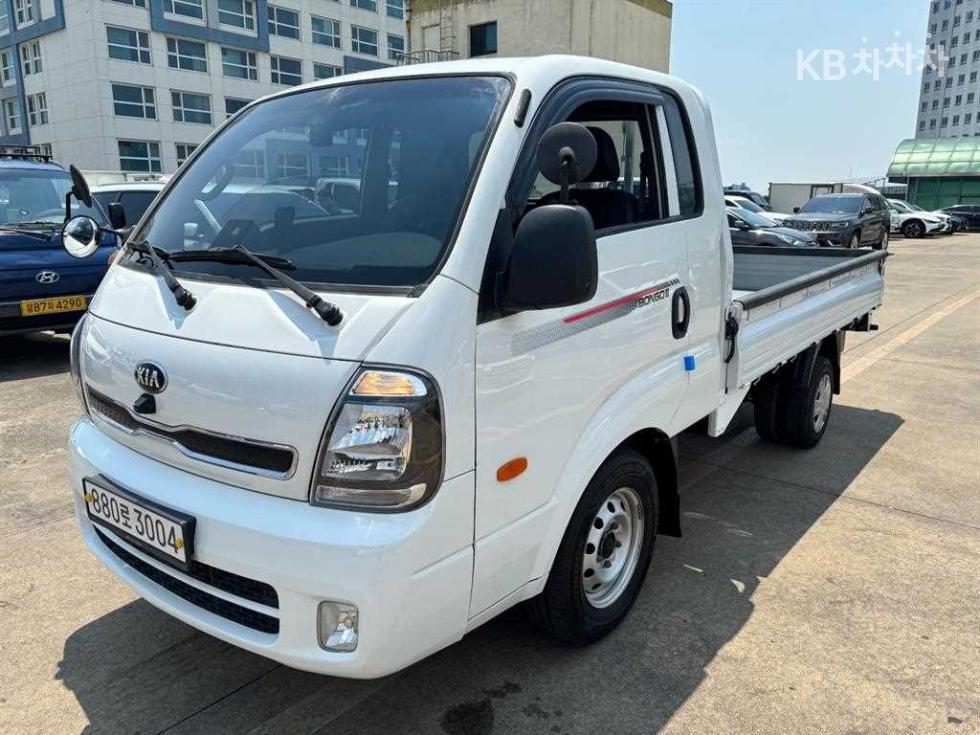 2020 - kia bongo iii
