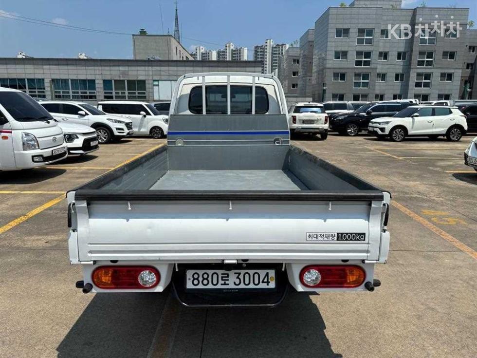 2020 - kia bongo iii