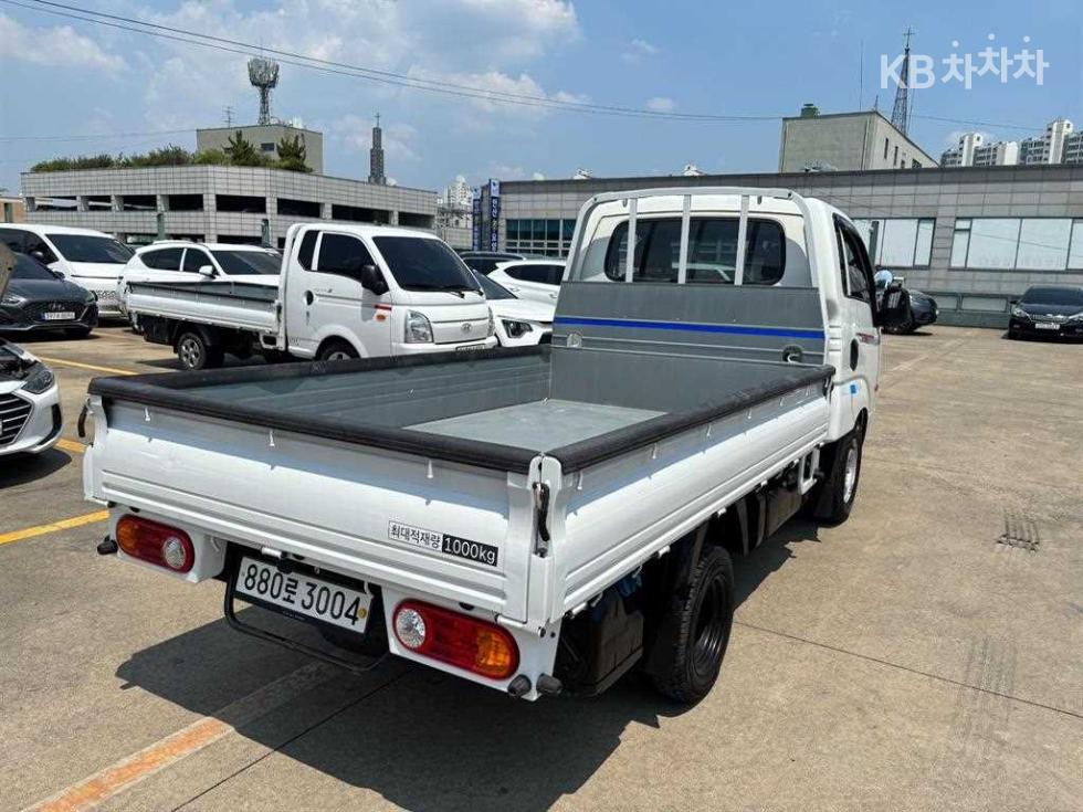 2020 - kia bongo iii