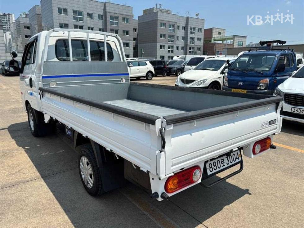 2020 - kia bongo iii