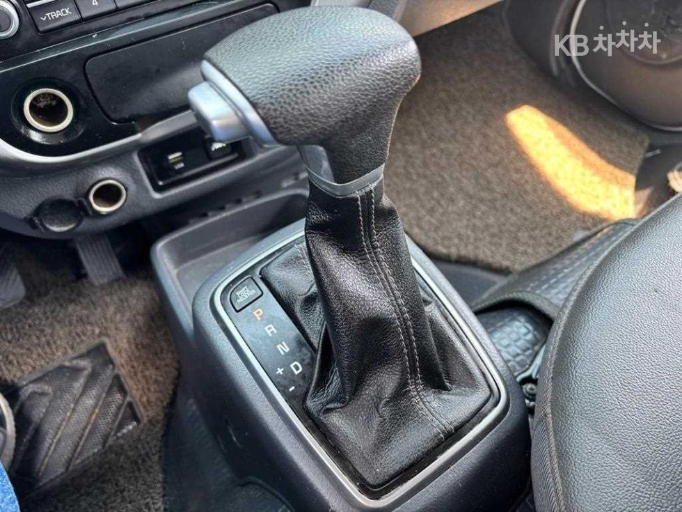 2020 - kia bongo iii